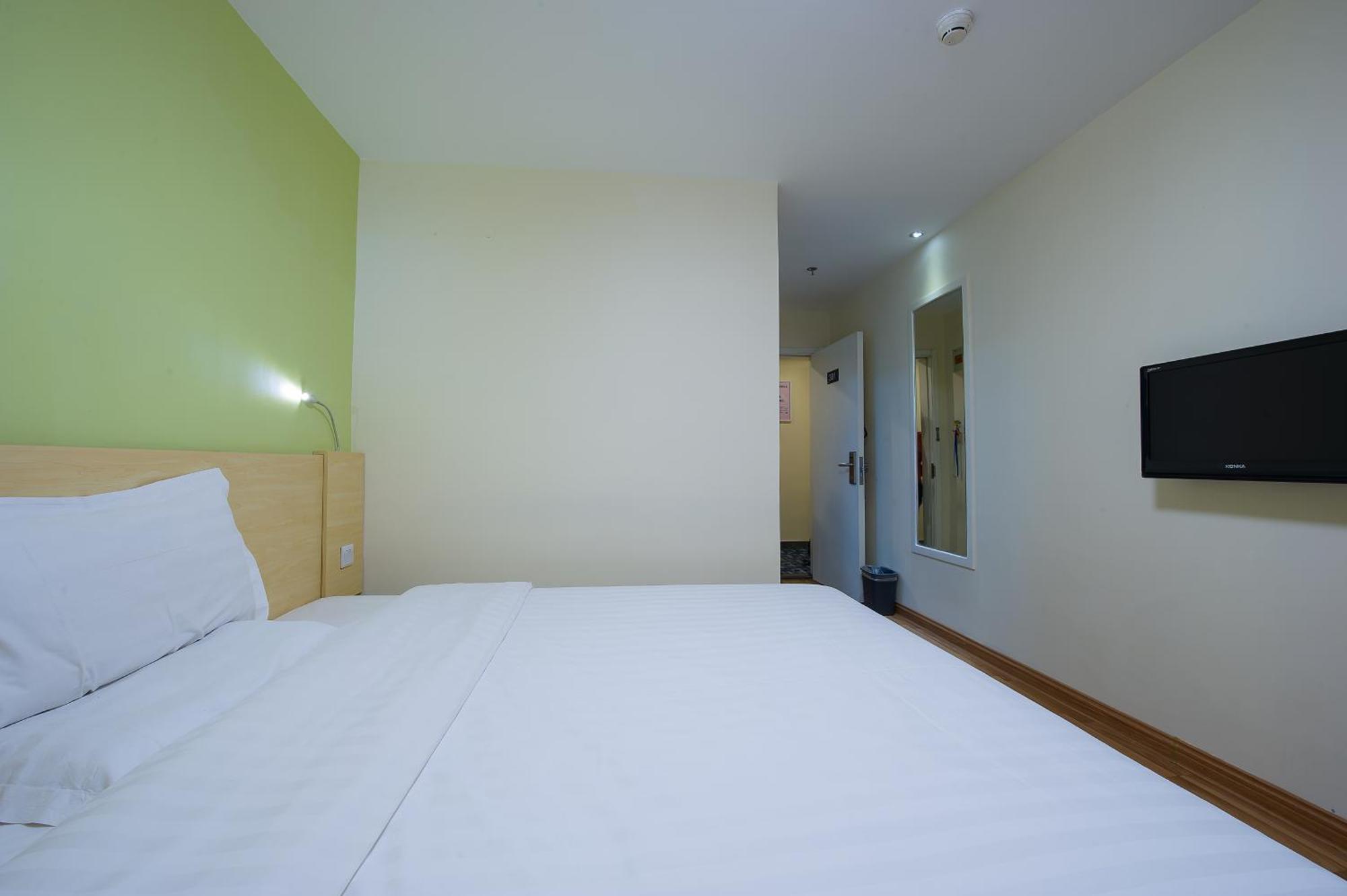 7Days Inn Beijing Shunyi Development Zone Xiandai Auto Mall Buitenkant foto