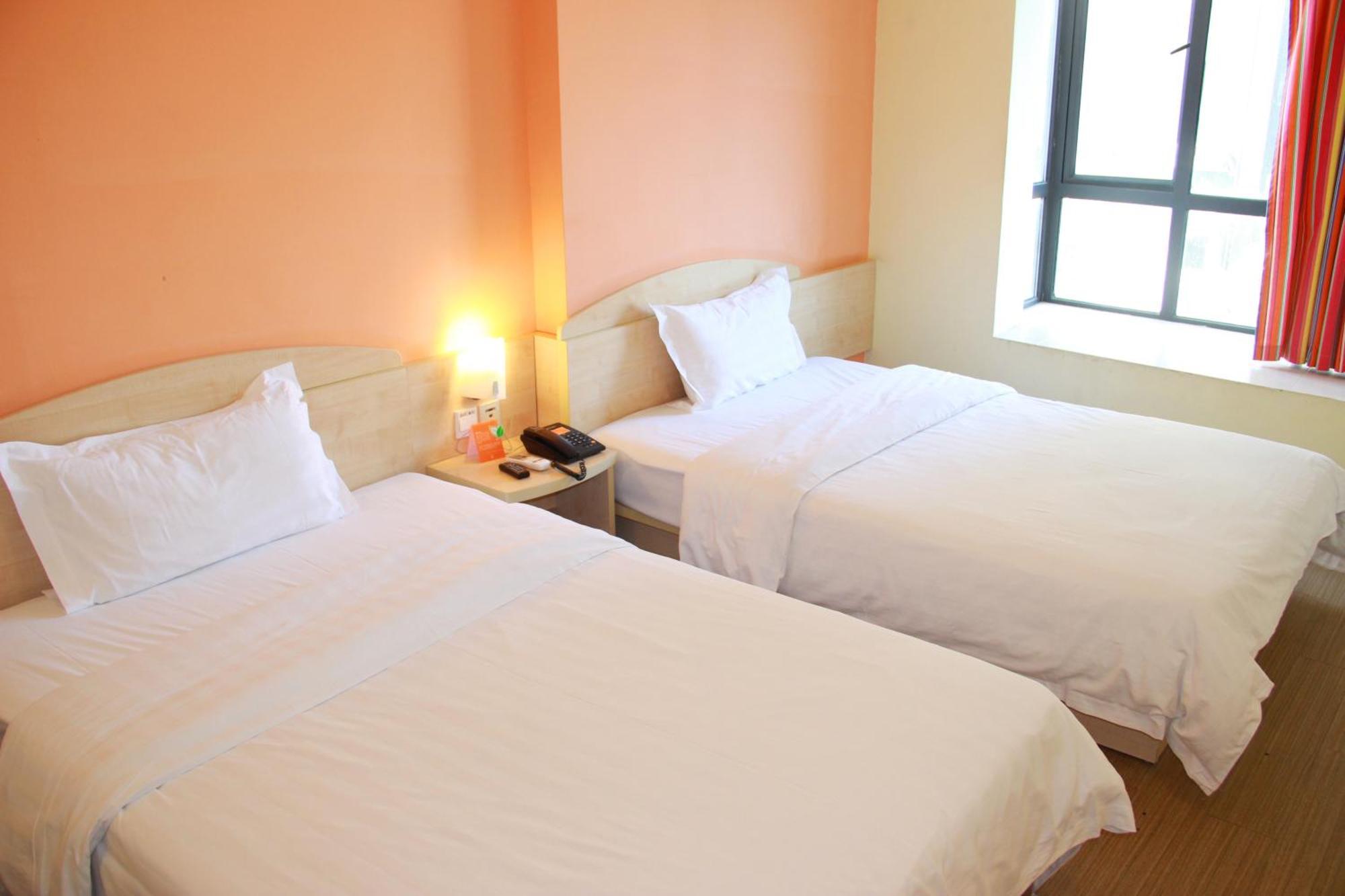 7Days Inn Beijing Shunyi Development Zone Xiandai Auto Mall Buitenkant foto