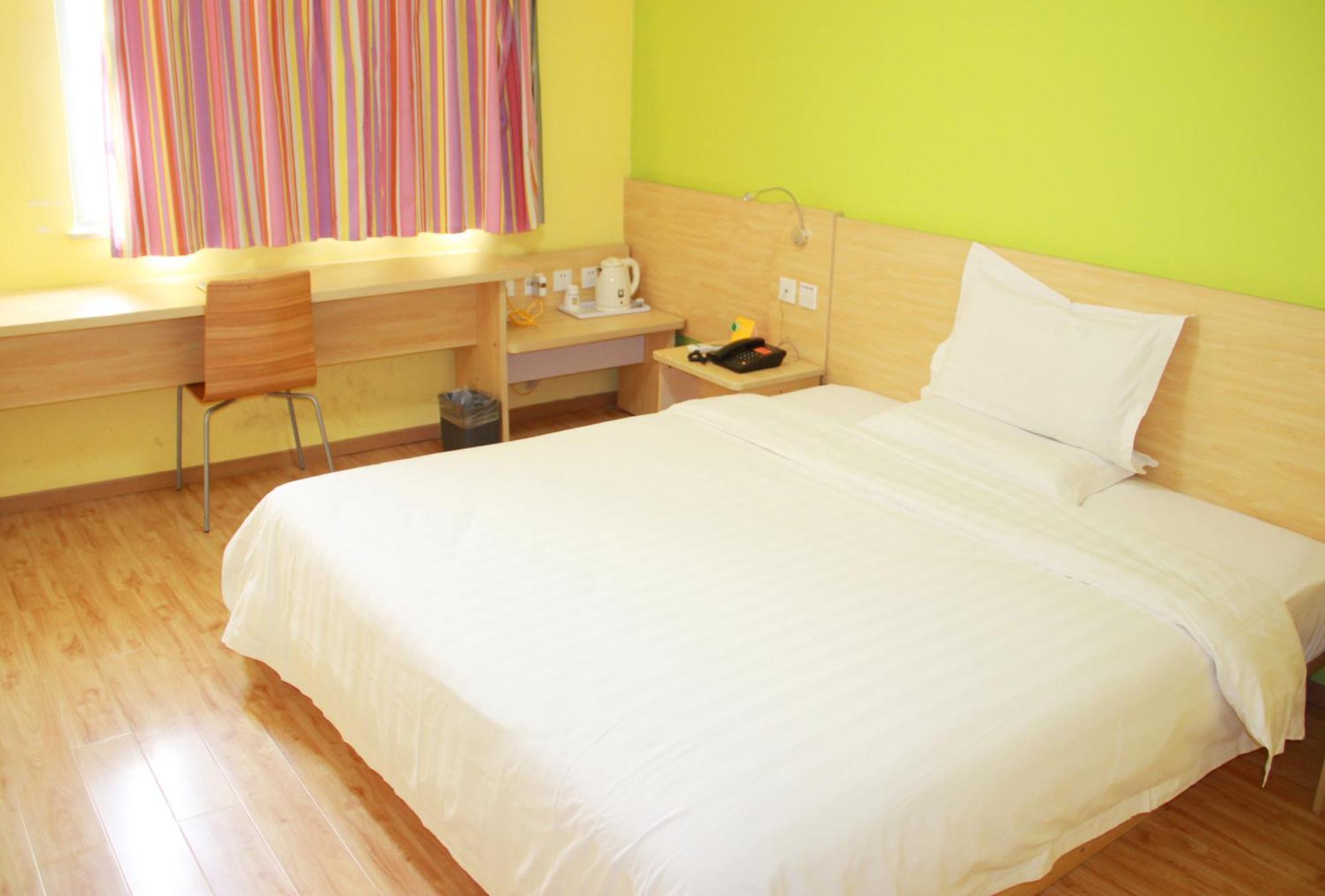 7Days Inn Beijing Shunyi Development Zone Xiandai Auto Mall Buitenkant foto
