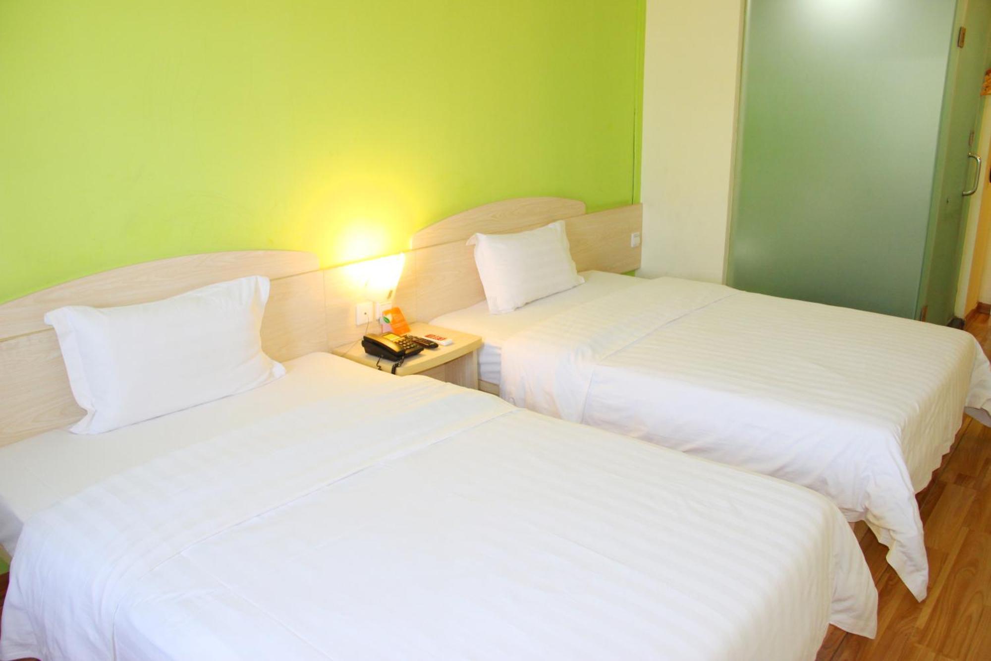 7Days Inn Beijing Shunyi Development Zone Xiandai Auto Mall Buitenkant foto