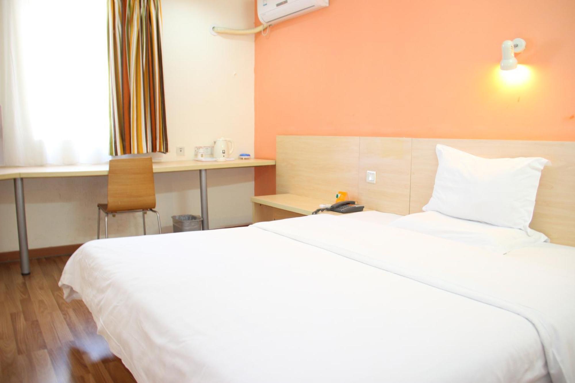 7Days Inn Beijing Shunyi Development Zone Xiandai Auto Mall Buitenkant foto